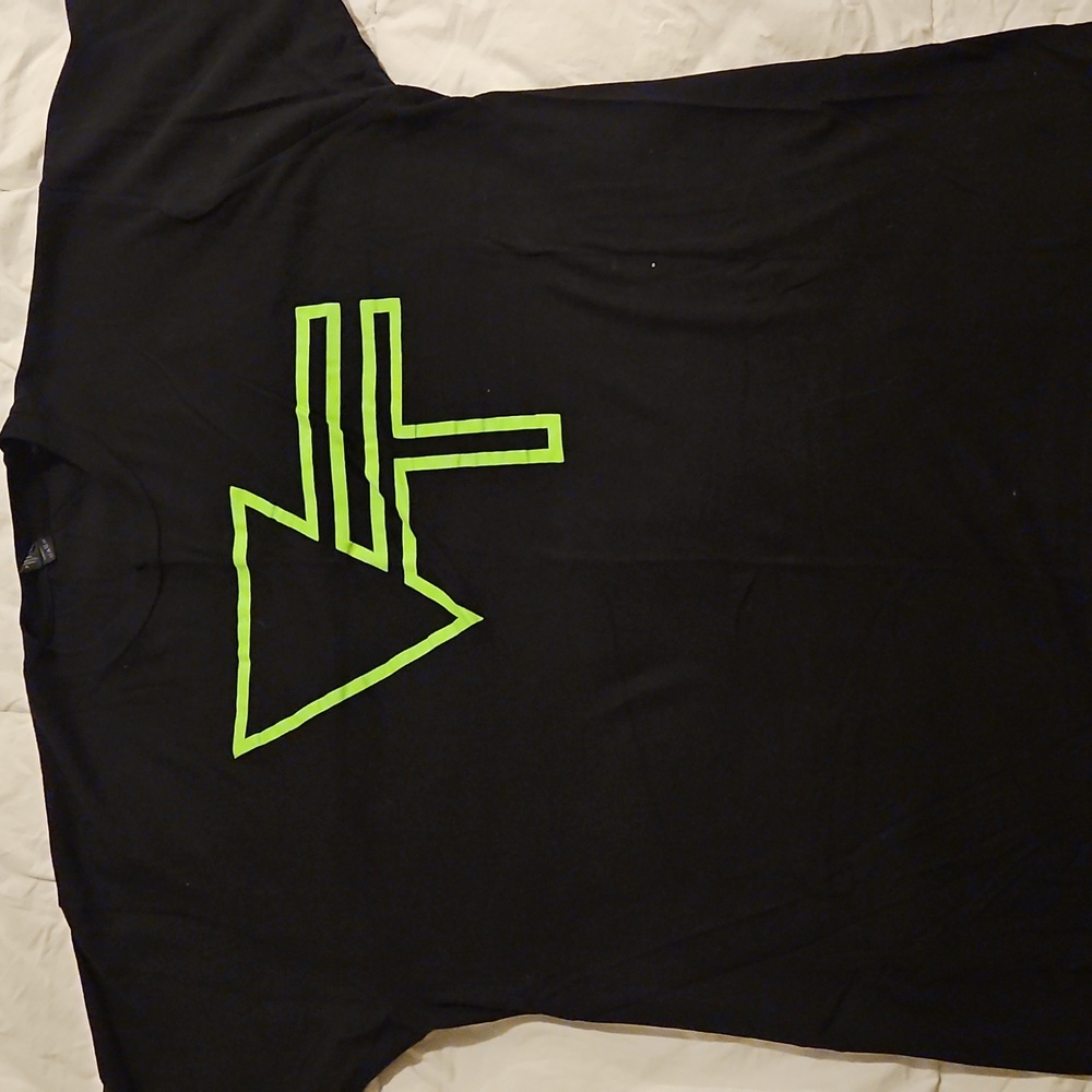 Exclusive Vinyl Theatre Tshirt Size XL